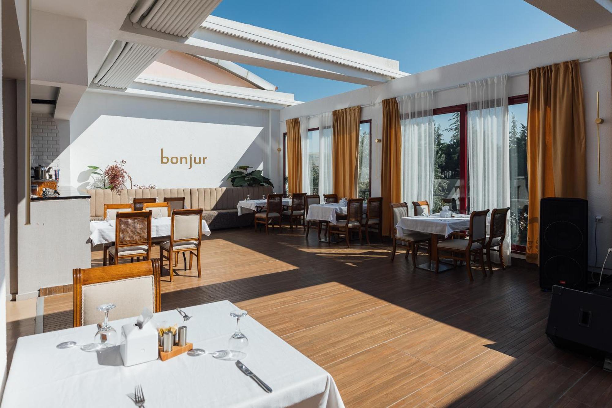 Bonjur Hotel Thermal & Wellness Club Ankara Bagian luar foto