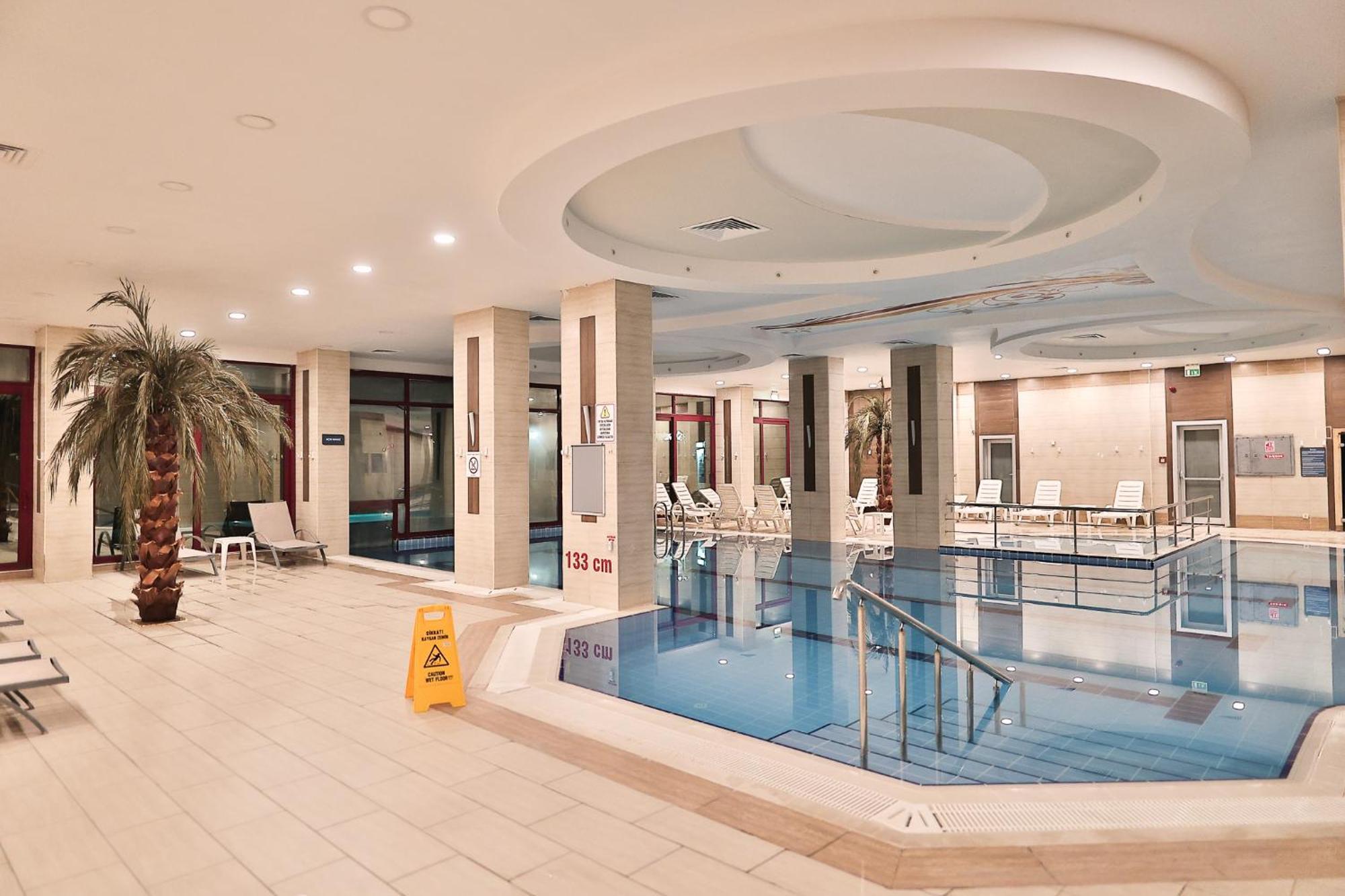 Bonjur Hotel Thermal & Wellness Club Ankara Bagian luar foto